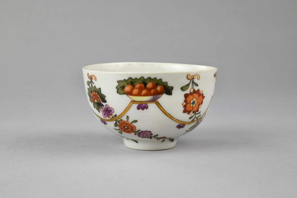 Teetasse (Koppchen) mit Untertasse