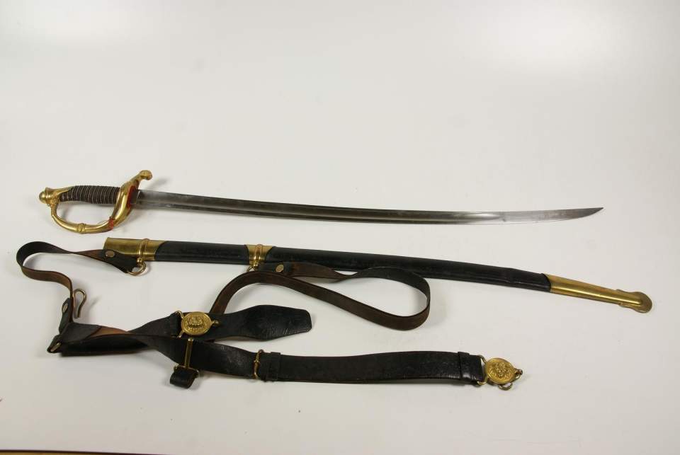 Säbel mit Scheide und Tragband, Offizier