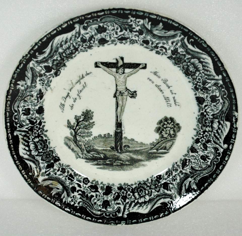 Teller, Kreuzigung
