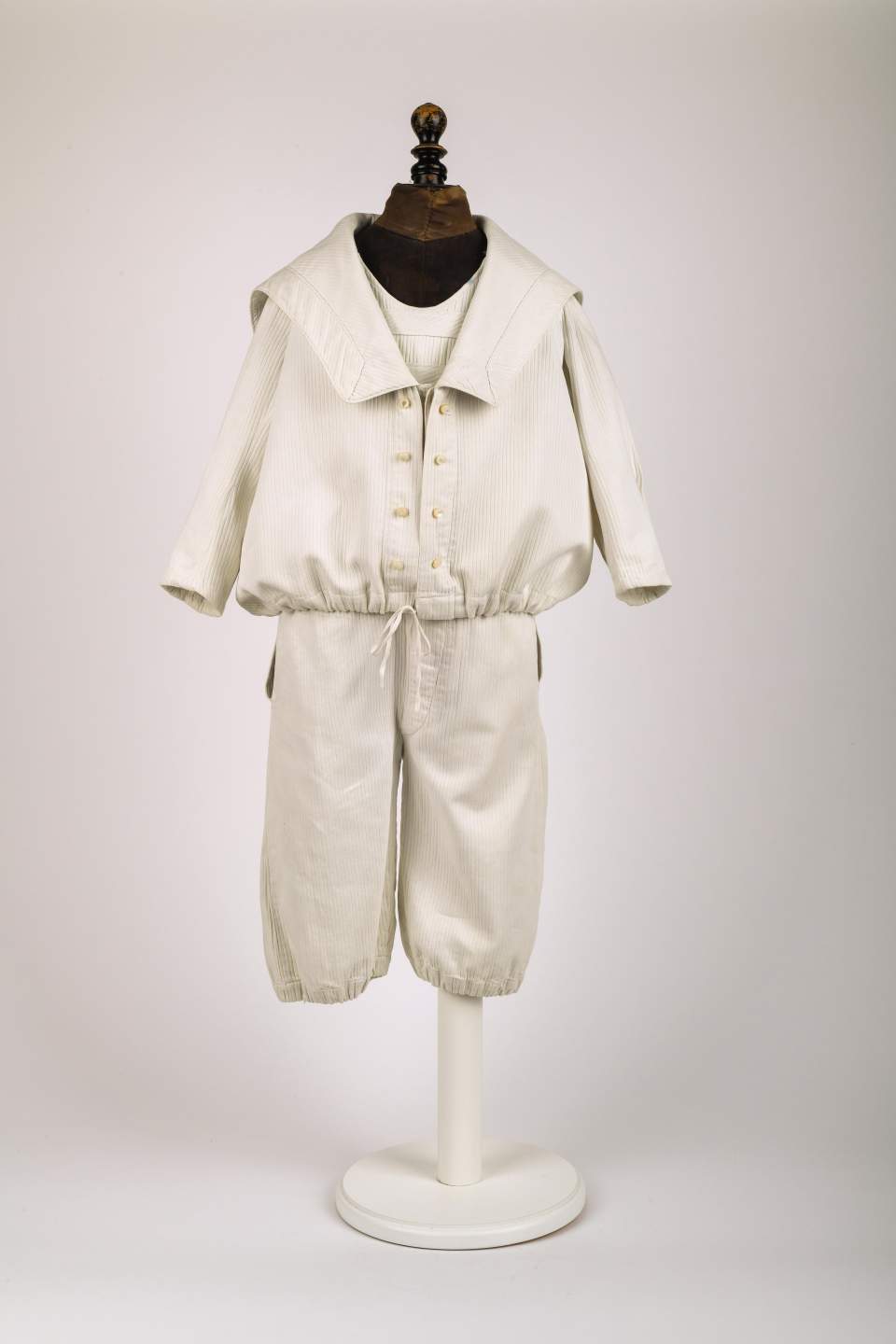 Knabenanzug für das St.Galler Kinderfest, Kinderkleid