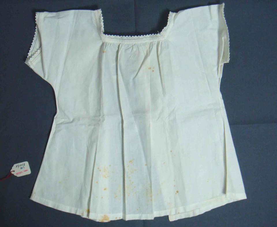 Hemdchen, Kinderkleid