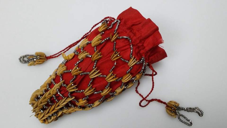 Kleine rote Beuteltasche, Ridicule, Tasche